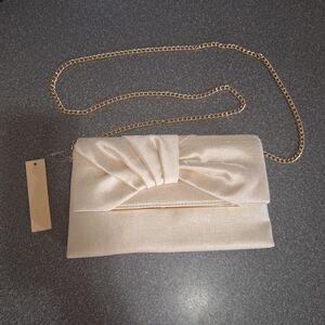 Jewel by Badgley Mischka Cream Envelope Clutch NWT